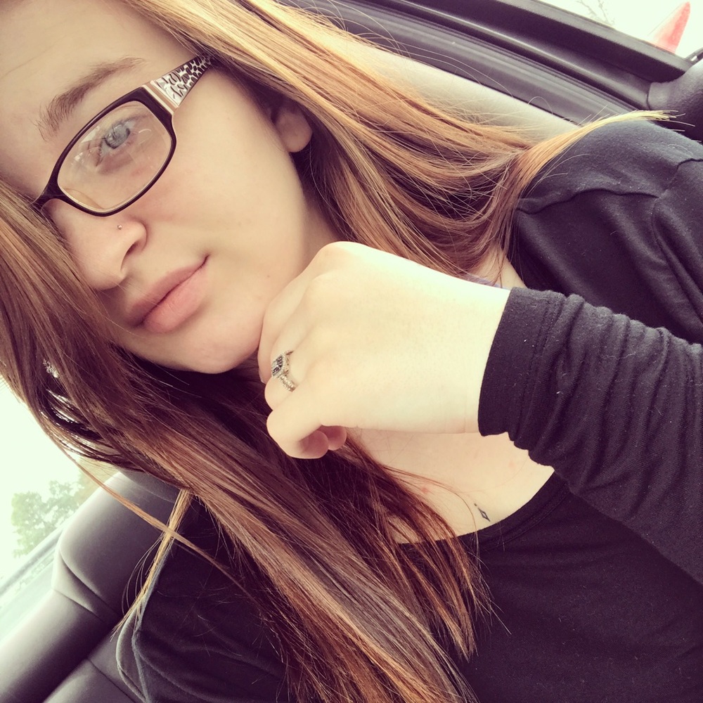 Meet your Posher, Kaitlin Carlyle