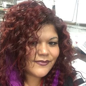 Meet your Posher, Mara