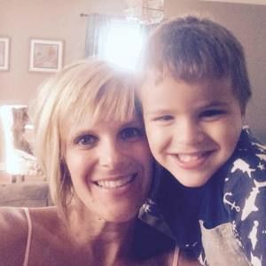 Meet your Posher, Laurie