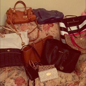 Several Michael Kors, comment me for details!