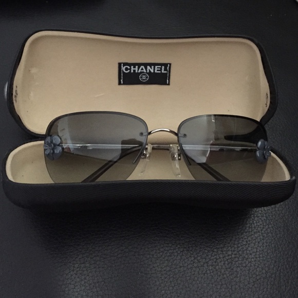CHANEL sunglasses