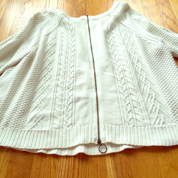 Neiman Marcus Sweater