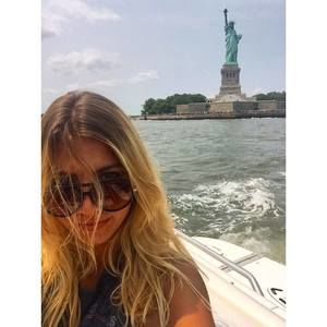 Meet your Posher, Maris