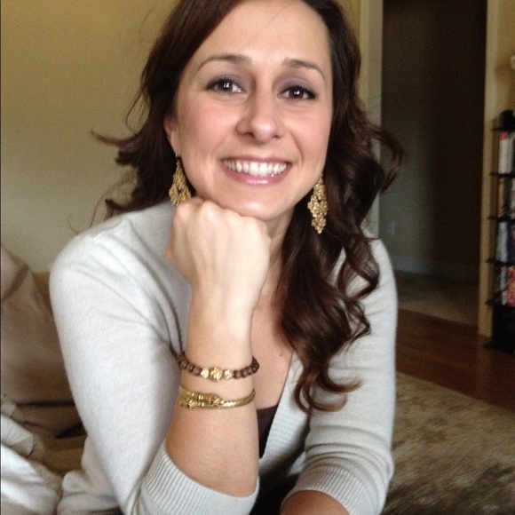 Hi! ๐๐ฝ I'm Renea. - Picture 4 of 4