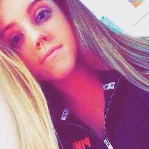 Meet your Posher, Kelli