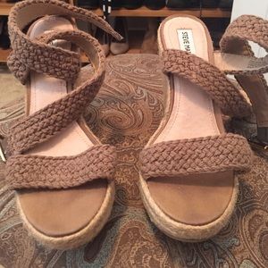 Steve Madden Taupe Wedge Sandal
