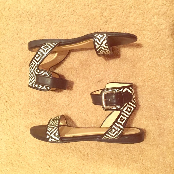 Bamboo Shoes - Aztec print sandals