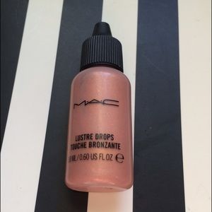 MAC luster drops in Barbados Girl