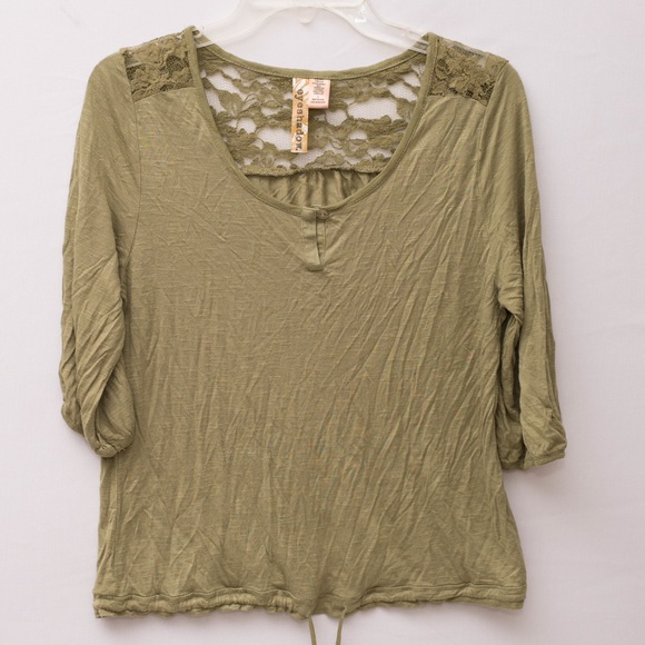 ππGreen crop topππ - Picture 3 of 3