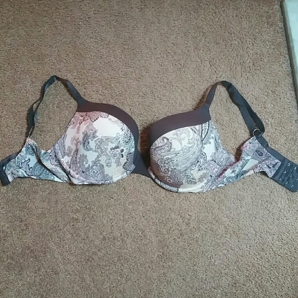 VICTORIA SECRET DEMI BRA