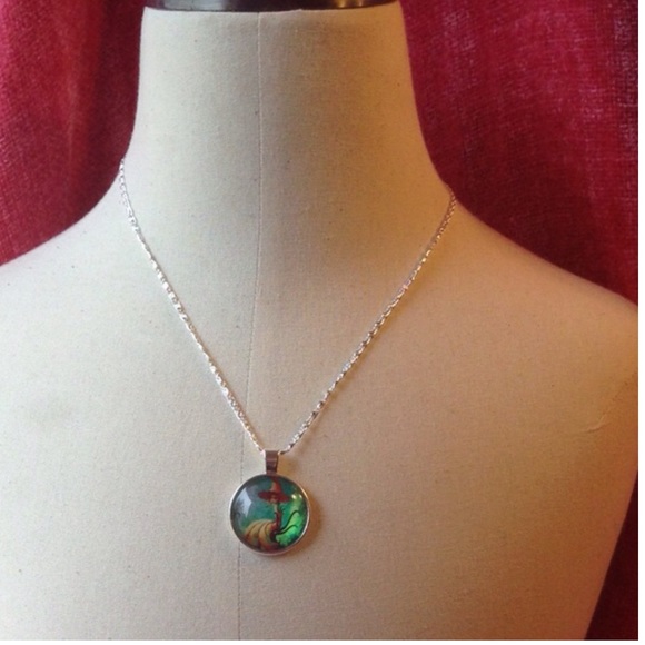 (J3) Fairy Necklace - Picture 2 of 3