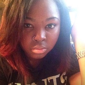 Meet your Posher, Destani