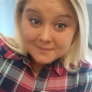 Meet your Posher, Ronni