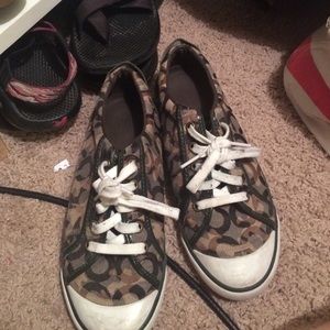 size 8 women's coach tennis shoes
