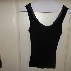 CUTE LEATHER TRIM TANK