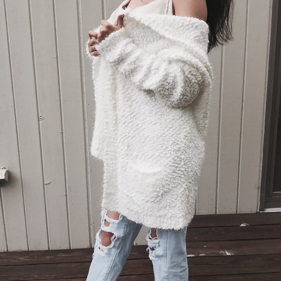 NWT Fuzzy, White Hood Cardigan - Picture 3 of 4