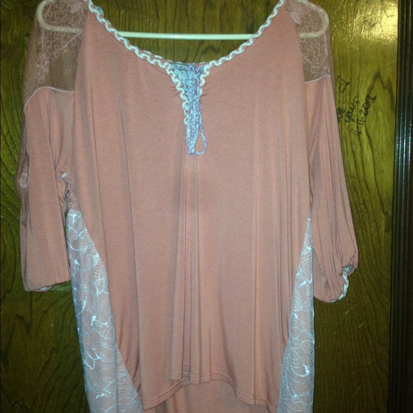 Buckle lace shirt