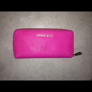 Michael Kors wallet