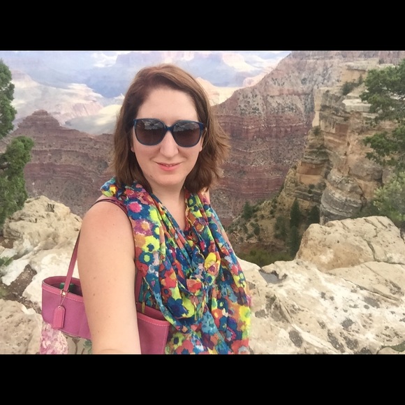 Meet your Posher: Tiffany:) - Picture 2 of 4