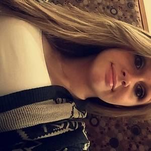 Meet your Posher, Michaela