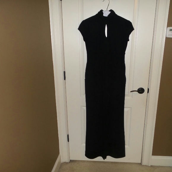 WIDE LEG JUMPSUIT