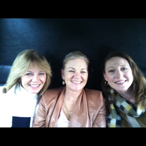 Meet your posher, Skeeter. - Picture 3 of 4