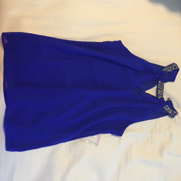 beaded collar tank