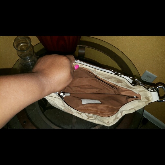 Coach Handbag - Picture 2 of 4