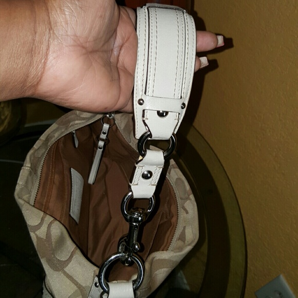 Coach Handbag - Picture 4 of 4