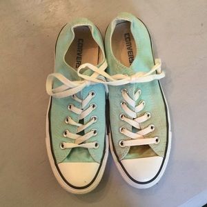 Aqua Converse size 8