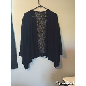 Forever 21 black flowy kimono