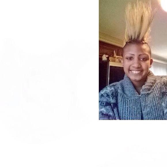 Meet your Posher, Issi