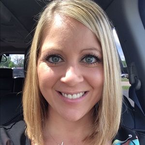 Meet your Posher, Marissa