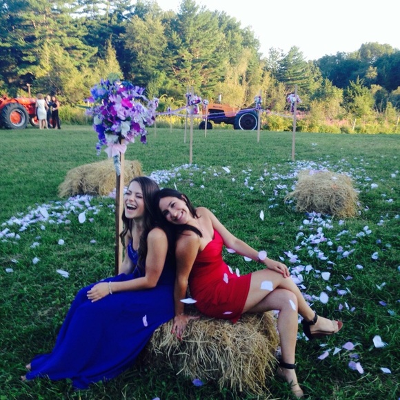 Welcome To My Closet!!! - Picture 3 of 4