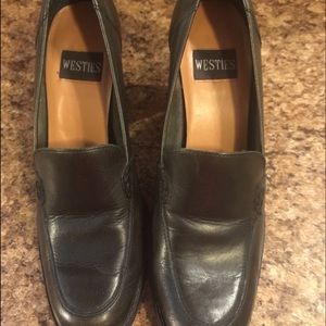 Size 8 Westies Black Loafers