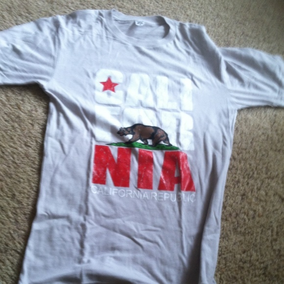 California Republic Shirt - Picture 1 of 2