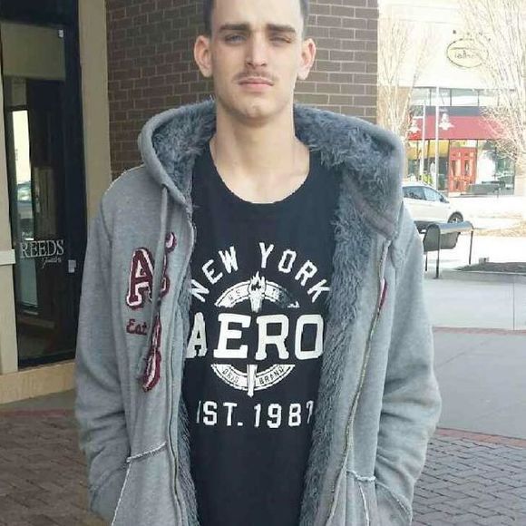 Meet your Posher, Andrew - Picture 1 of 1