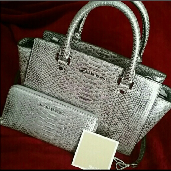 DO NOT BUY ! FOR @VERNIECE1 ONLY!