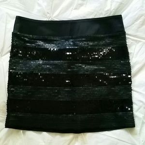 Sequined black skirt