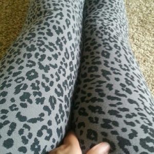 Cheetah print leggings