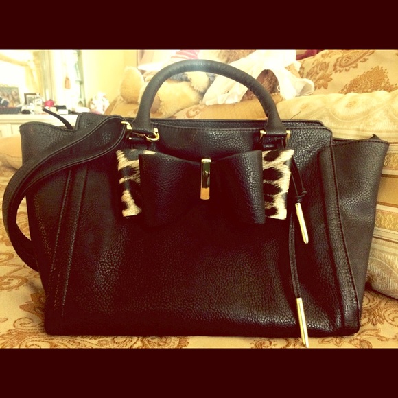 Carlos Santana Satchel-Cross body