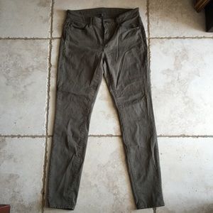 Gap olive pants