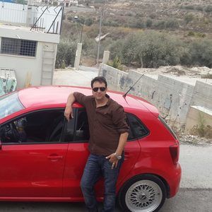 Meet your Posher, Fadi