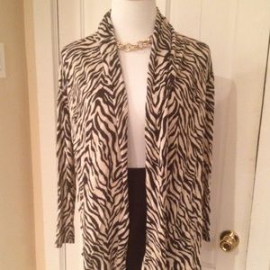 Animal Print Sweater 💛