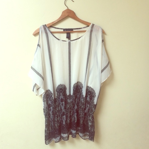 Macy's shoulder cut out blouse