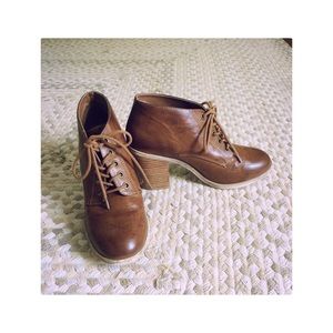 Tan ankle boot heels