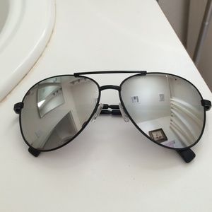 Black aviator sunglasses