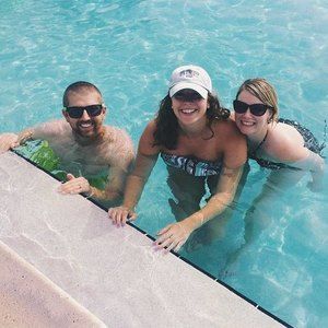 Meet your Posher, Carly