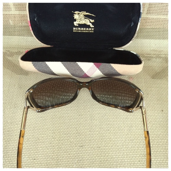 SOLD - Picture 2 of 4