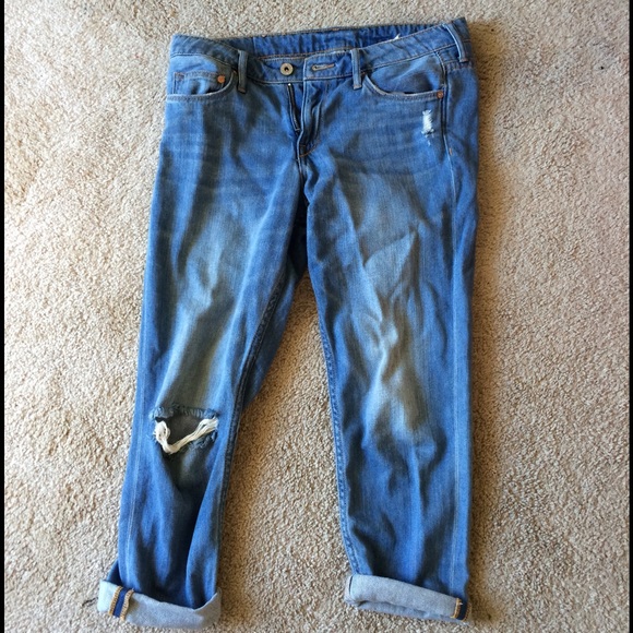 H&m distressed girlfriend jeans
